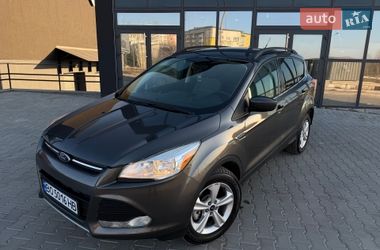 Внедорожник / Кроссовер Ford Escape 2015 в Тернополе