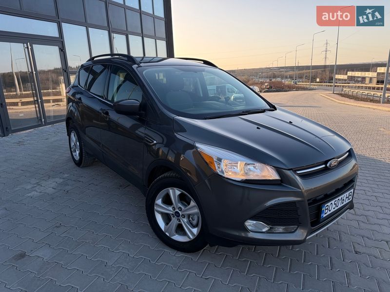 Внедорожник / Кроссовер Ford Escape 2015 в Тернополе