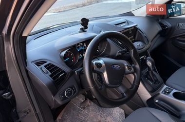 Внедорожник / Кроссовер Ford Escape 2015 в Тернополе