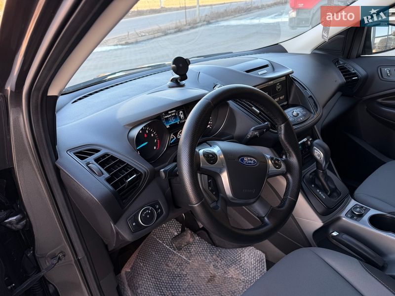 Внедорожник / Кроссовер Ford Escape 2015 в Тернополе