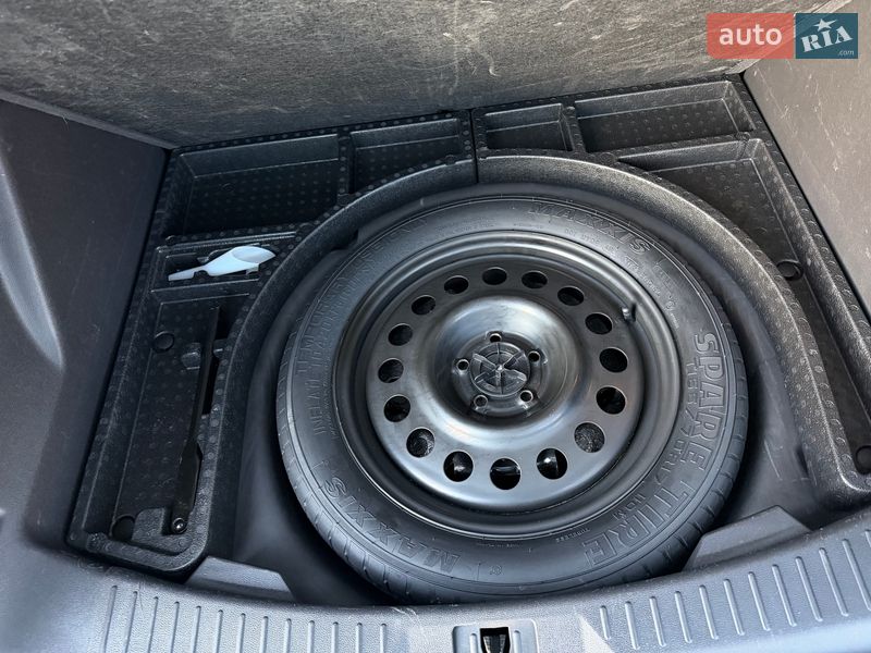 Внедорожник / Кроссовер Ford Escape 2015 в Тернополе