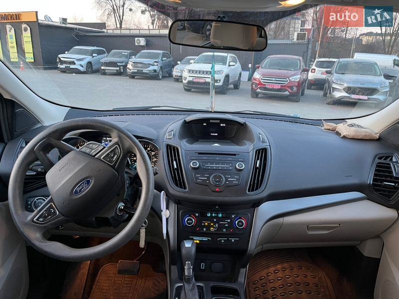 Внедорожник / Кроссовер Ford Escape 2017 в Львове