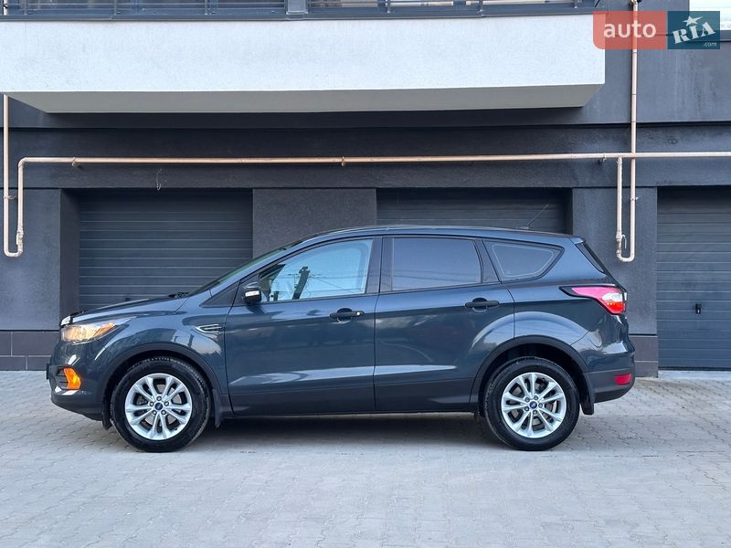 Внедорожник / Кроссовер Ford Escape 2019 в Тернополе