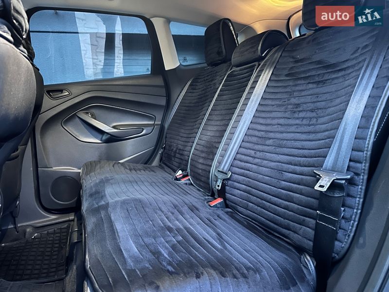Внедорожник / Кроссовер Ford Escape 2019 в Тернополе