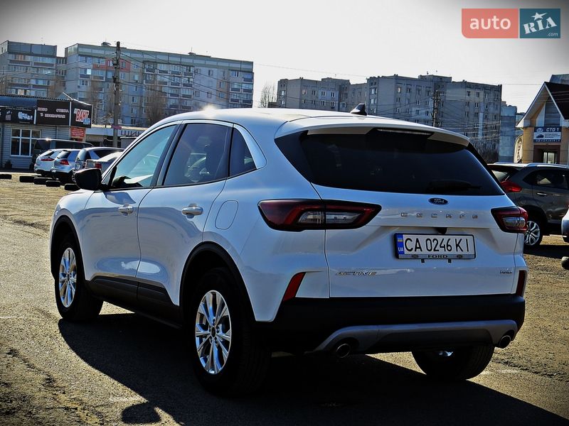 Позашляховик / Кросовер Ford Escape 2023 в Черкасах