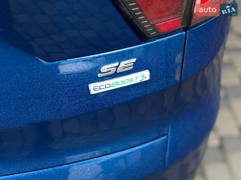 Позашляховик / Кросовер Ford Escape 2018 в Львові