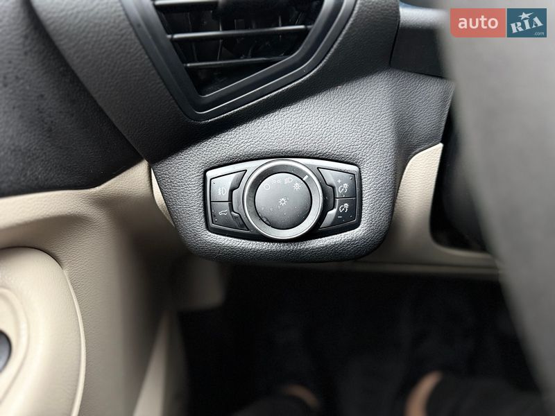 Позашляховик / Кросовер Ford Escape 2018 в Львові