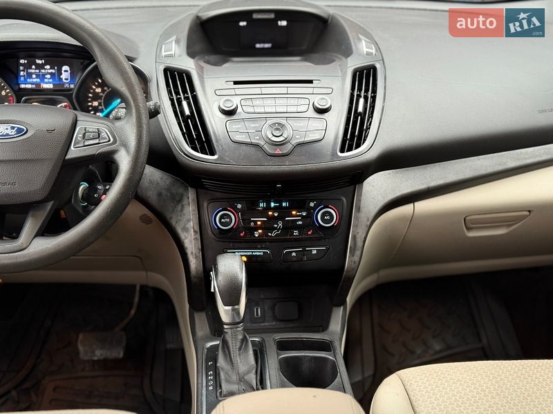 Позашляховик / Кросовер Ford Escape 2018 в Львові