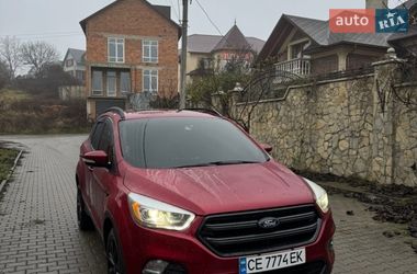 Внедорожник / Кроссовер Ford Escape 2017 в Черновцах