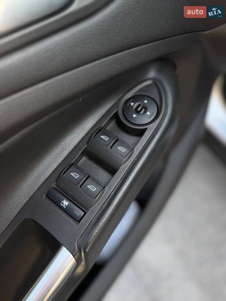 Позашляховик / Кросовер Ford Escape 2018 в Запоріжжі