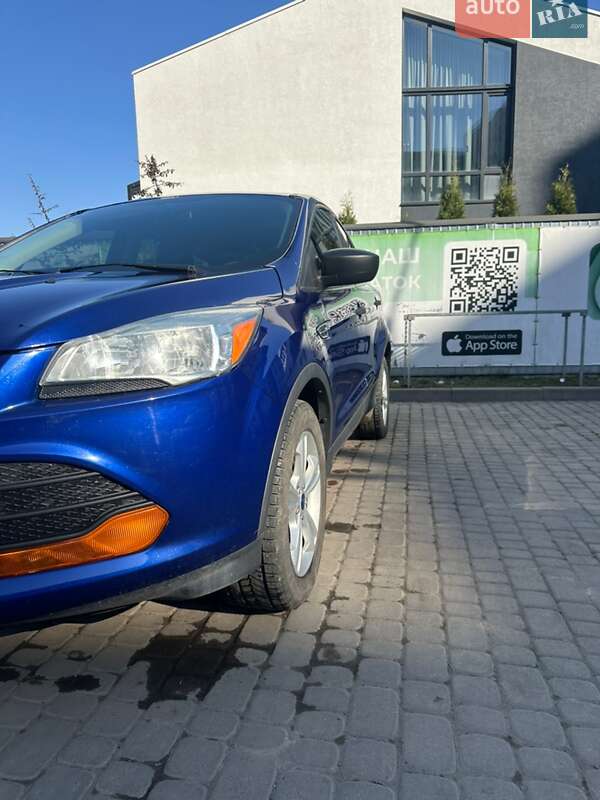 Внедорожник / Кроссовер Ford Escape 2014 в Ивано-Франковске