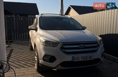 Позашляховик / Кросовер Ford Escape 2016 в Києві
