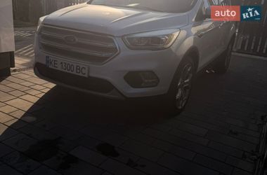 Внедорожник / Кроссовер Ford Escape 2016 в Киеве