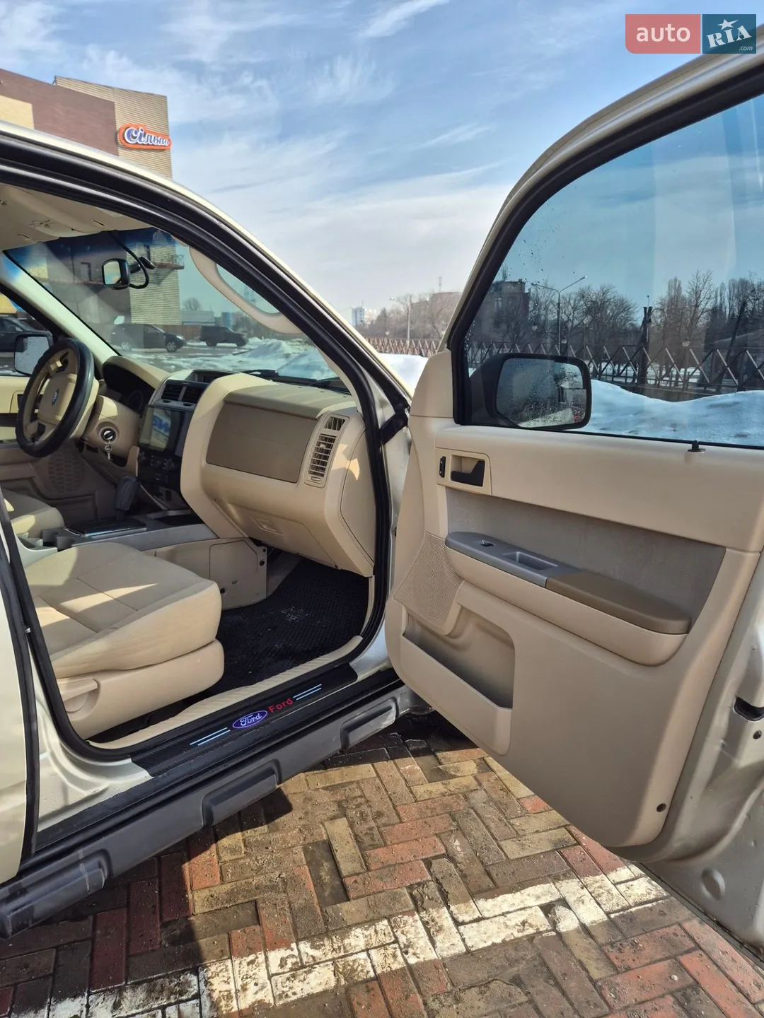 2011 Ford Escape - мініатюра 10