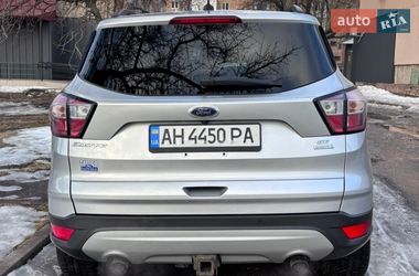 Позашляховик / Кросовер Ford Escape 2018 в Олександрії