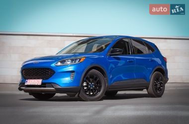 Внедорожник / Кроссовер Ford Escape 2020 в Киеве