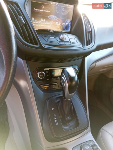Позашляховик / Кросовер Ford Escape 2015 в Бару