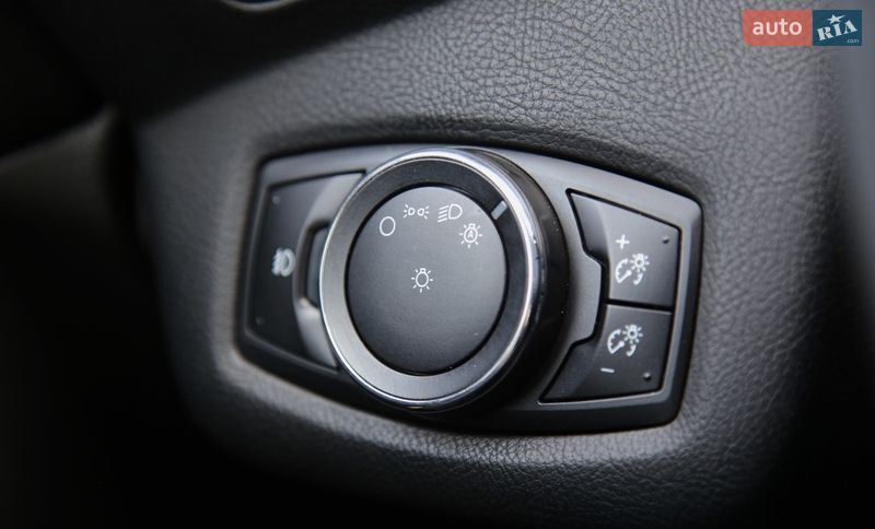 Внедорожник / Кроссовер Ford Escape 2013 в Харькове