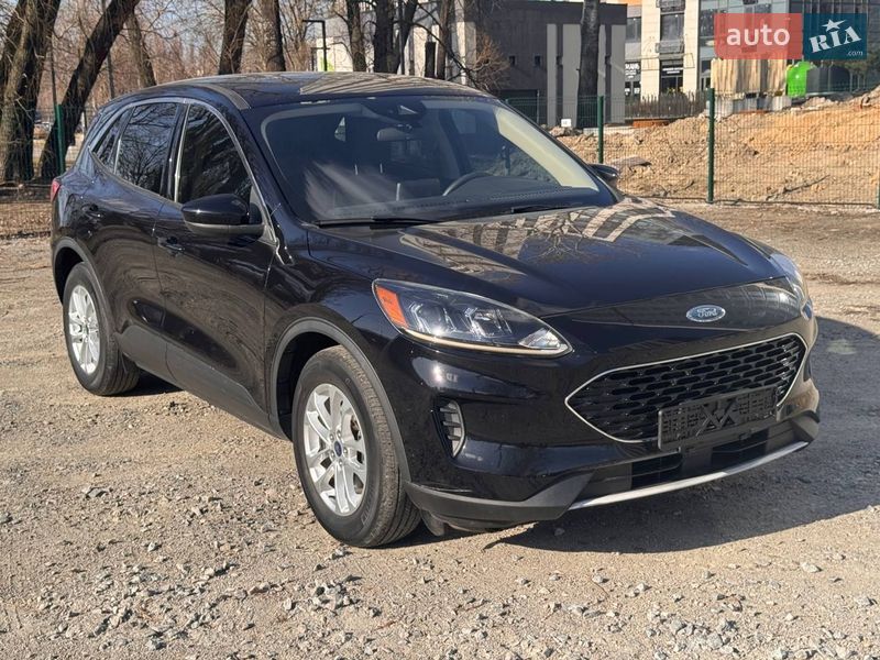Внедорожник / Кроссовер Ford Escape 2019 в Киеве