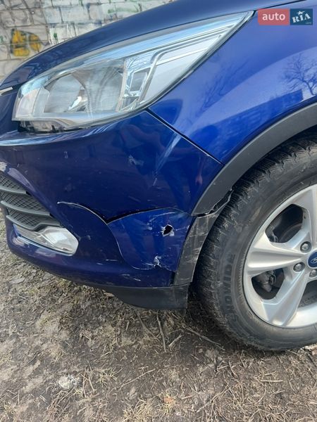 Внедорожник / Кроссовер Ford Escape 2014 в Черкассах