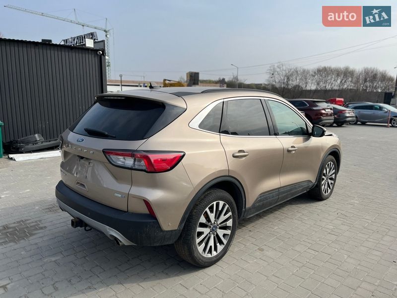 Позашляховик / Кросовер Ford Escape 2020 в Львові