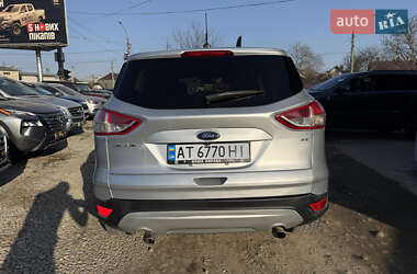 Внедорожник / Кроссовер Ford Escape 2016 в Ивано-Франковске