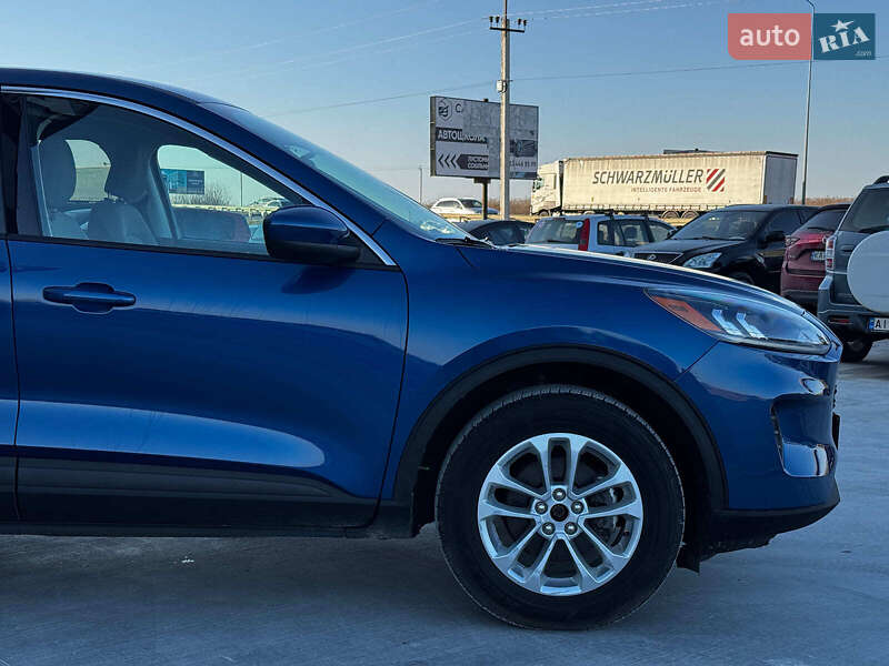 Внедорожник / Кроссовер Ford Escape 2022 в Львове