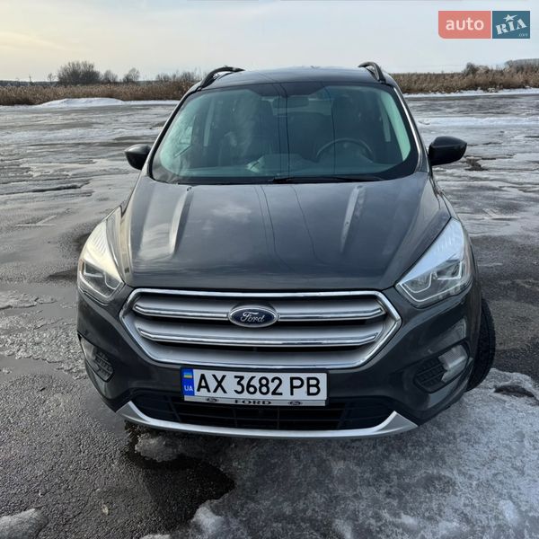 Позашляховик / Кросовер Ford Escape 2018 в Харкові