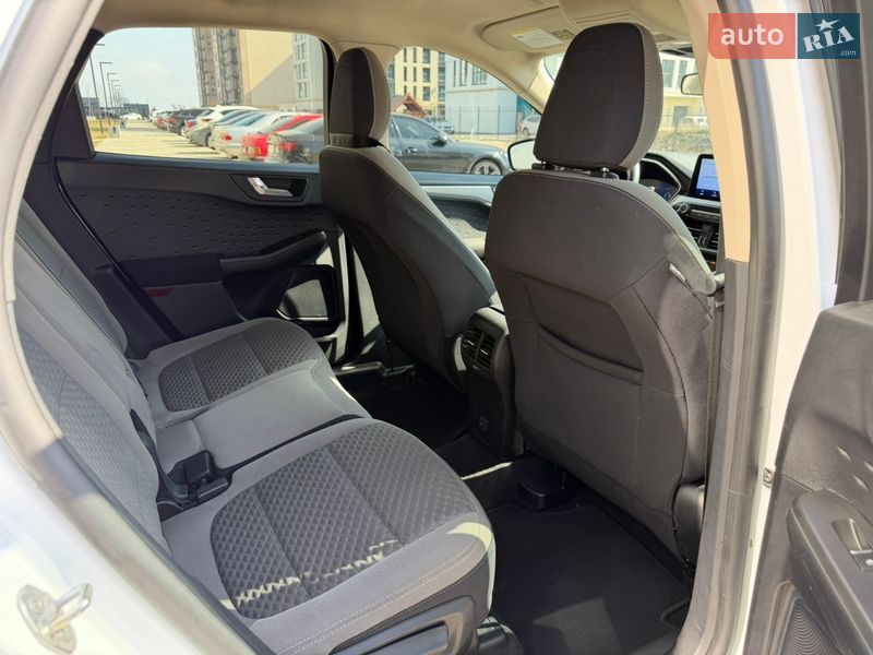 Позашляховик / Кросовер Ford Escape 2019 в Черкасах фото 28 Позашляховик / Кросовер Ford Escape 2019 в Черкасах