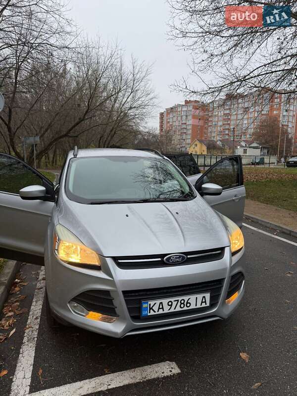 Позашляховик / Кросовер Ford Escape 2014 в Олександрії