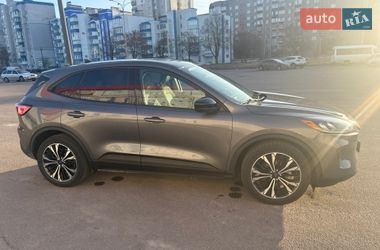 Внедорожник / Кроссовер Ford Escape 2021 в Киеве