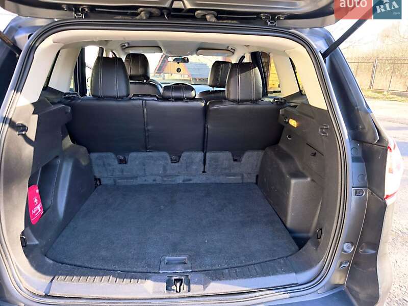 Внедорожник / Кроссовер Ford Escape 2015 в Луцке