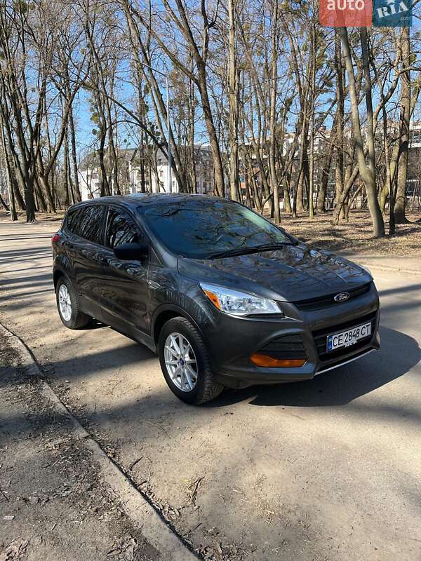 Внедорожник / Кроссовер Ford Escape 2015 в Черновцах