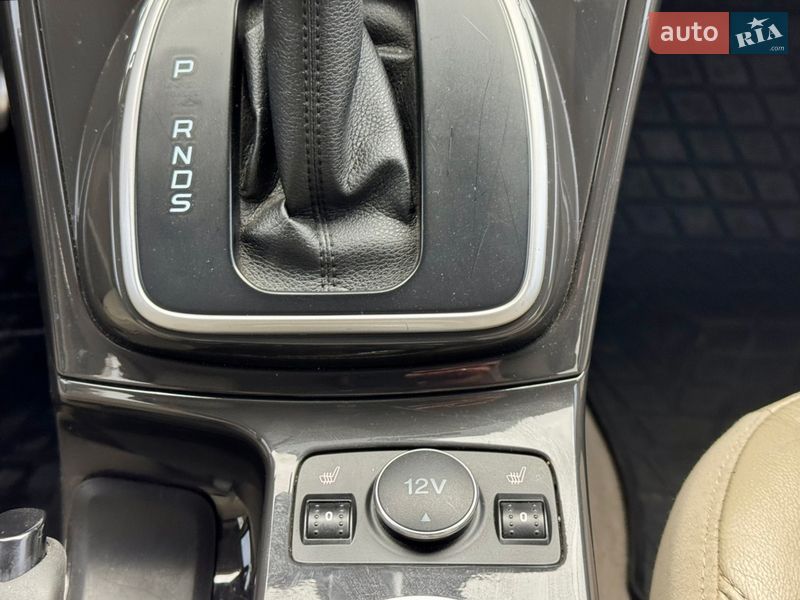 Внедорожник / Кроссовер Ford Escape 2013 в Киеве