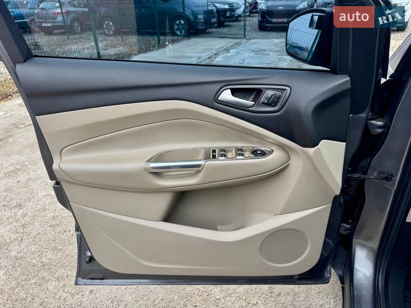 Внедорожник / Кроссовер Ford Escape 2013 в Киеве