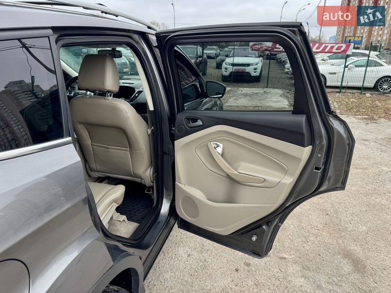 Внедорожник / Кроссовер Ford Escape 2013 в Киеве