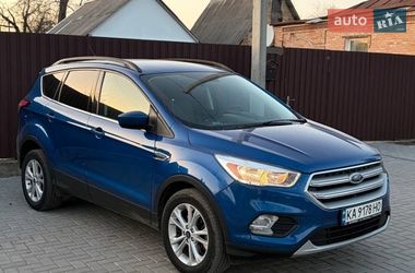 Внедорожник / Кроссовер Ford Escape 2018 в Кропивницком