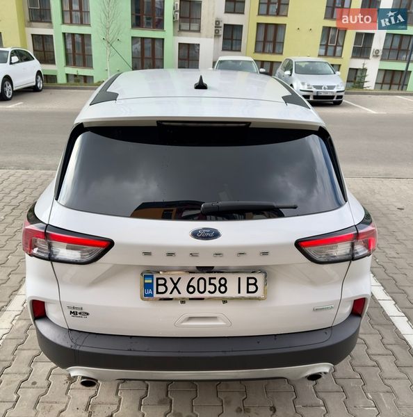 Внедорожник / Кроссовер Ford Escape 2020 в Киеве