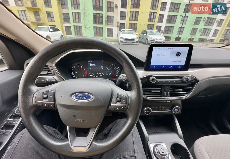 Внедорожник / Кроссовер Ford Escape 2020 в Киеве