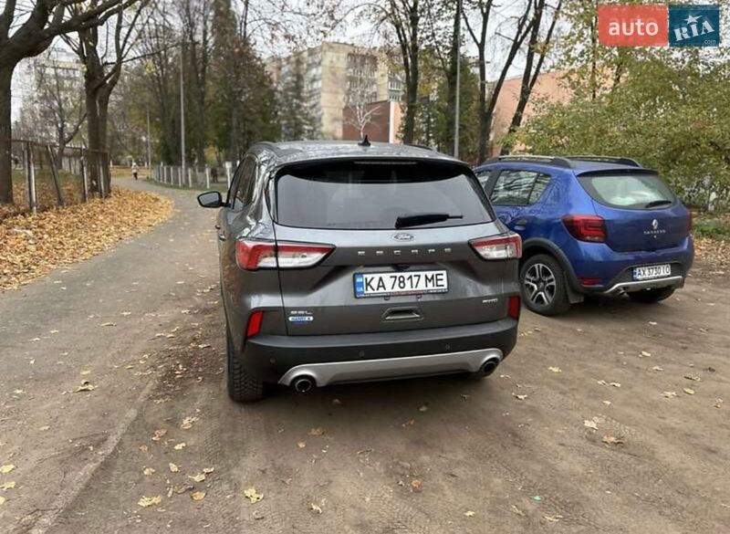 Внедорожник / Кроссовер Ford Escape 2021 в Киеве
