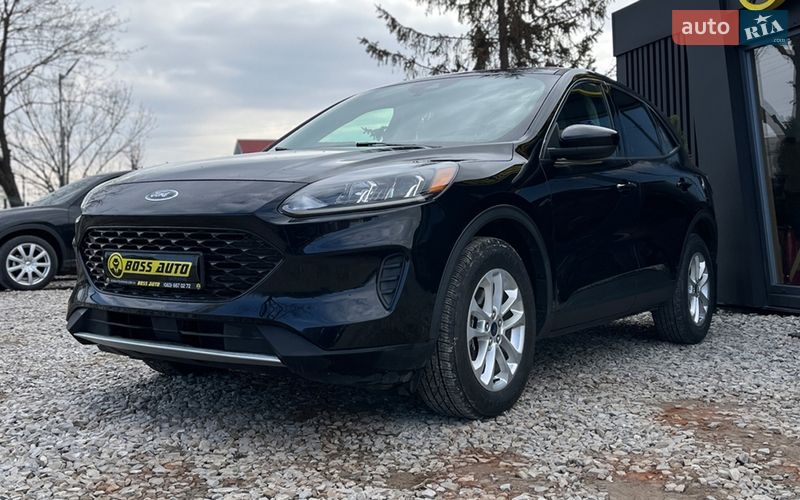 Позашляховик / Кросовер Ford Escape 2020 в Коломиї