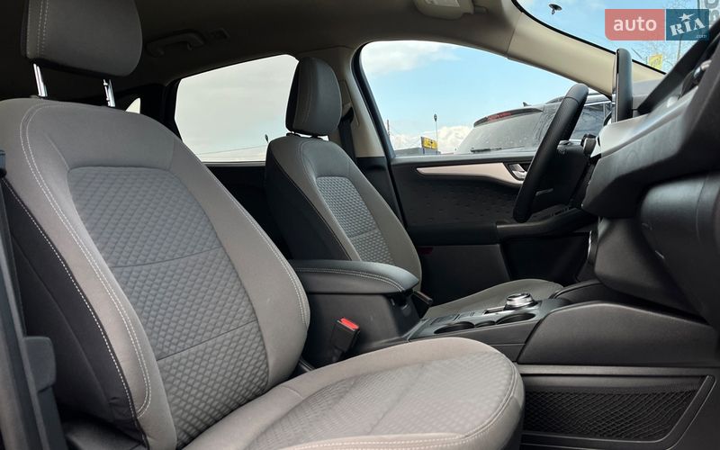 Позашляховик / Кросовер Ford Escape 2020 в Коломиї