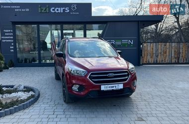 Позашляховик / Кросовер Ford Escape 2018 в Львові