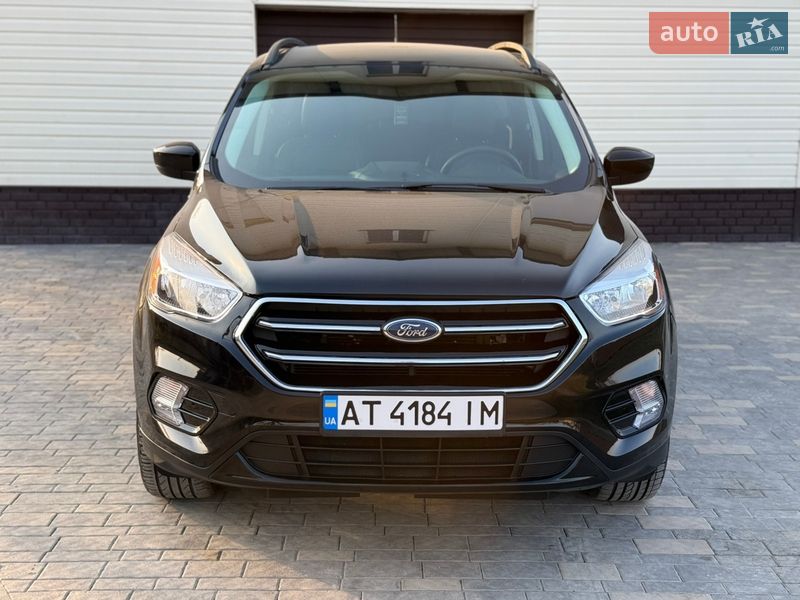 Внедорожник / Кроссовер Ford Escape 2019 в Ивано-Франковске