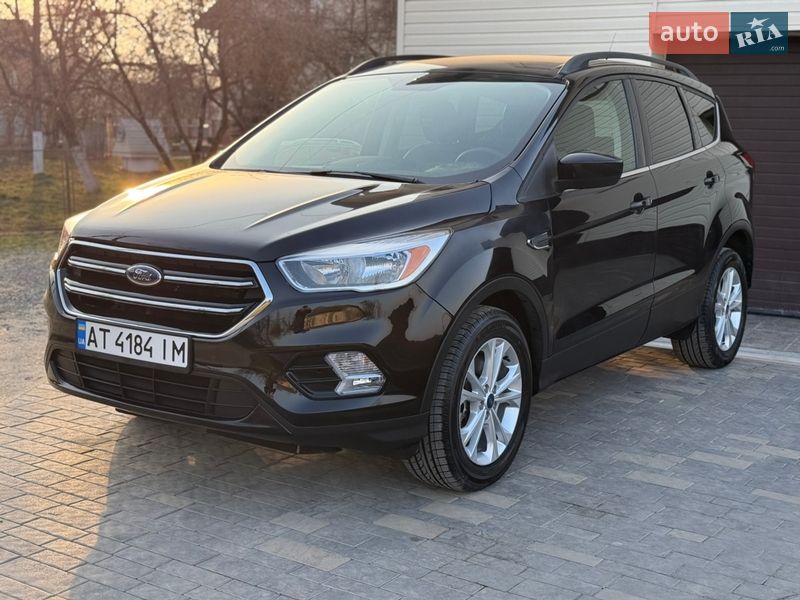 Внедорожник / Кроссовер Ford Escape 2019 в Ивано-Франковске