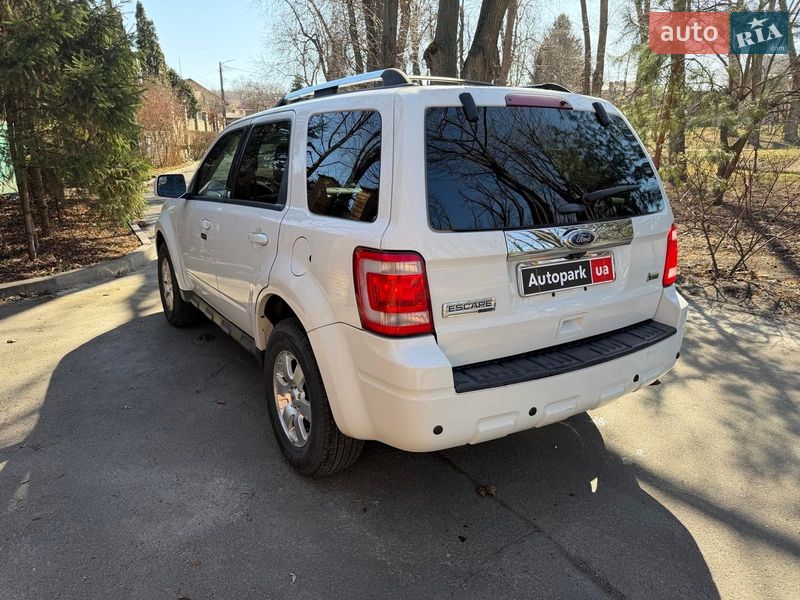 Внедорожник / Кроссовер Ford Escape 2012 в Киеве