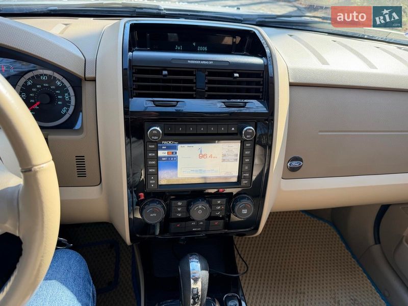 Внедорожник / Кроссовер Ford Escape 2012 в Киеве