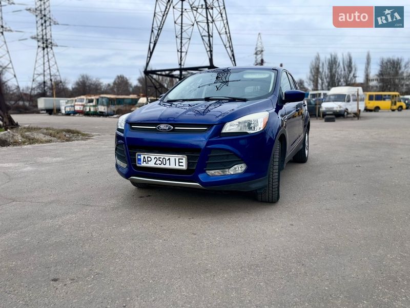 Позашляховик / Кросовер Ford Escape 2015 в Запоріжжі