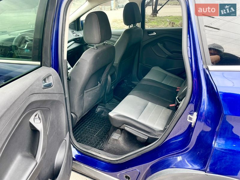 Позашляховик / Кросовер Ford Escape 2015 в Запоріжжі