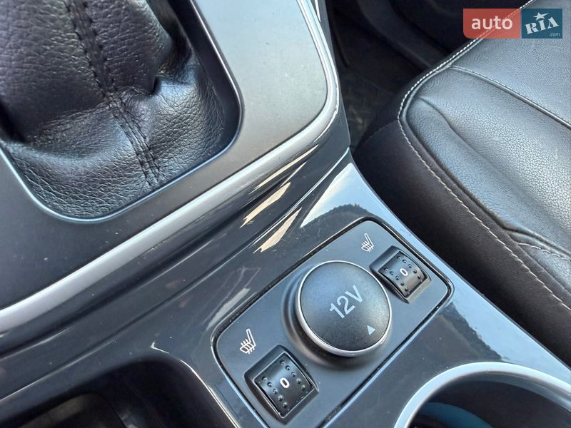 Внедорожник / Кроссовер Ford Escape 2012 в Киеве